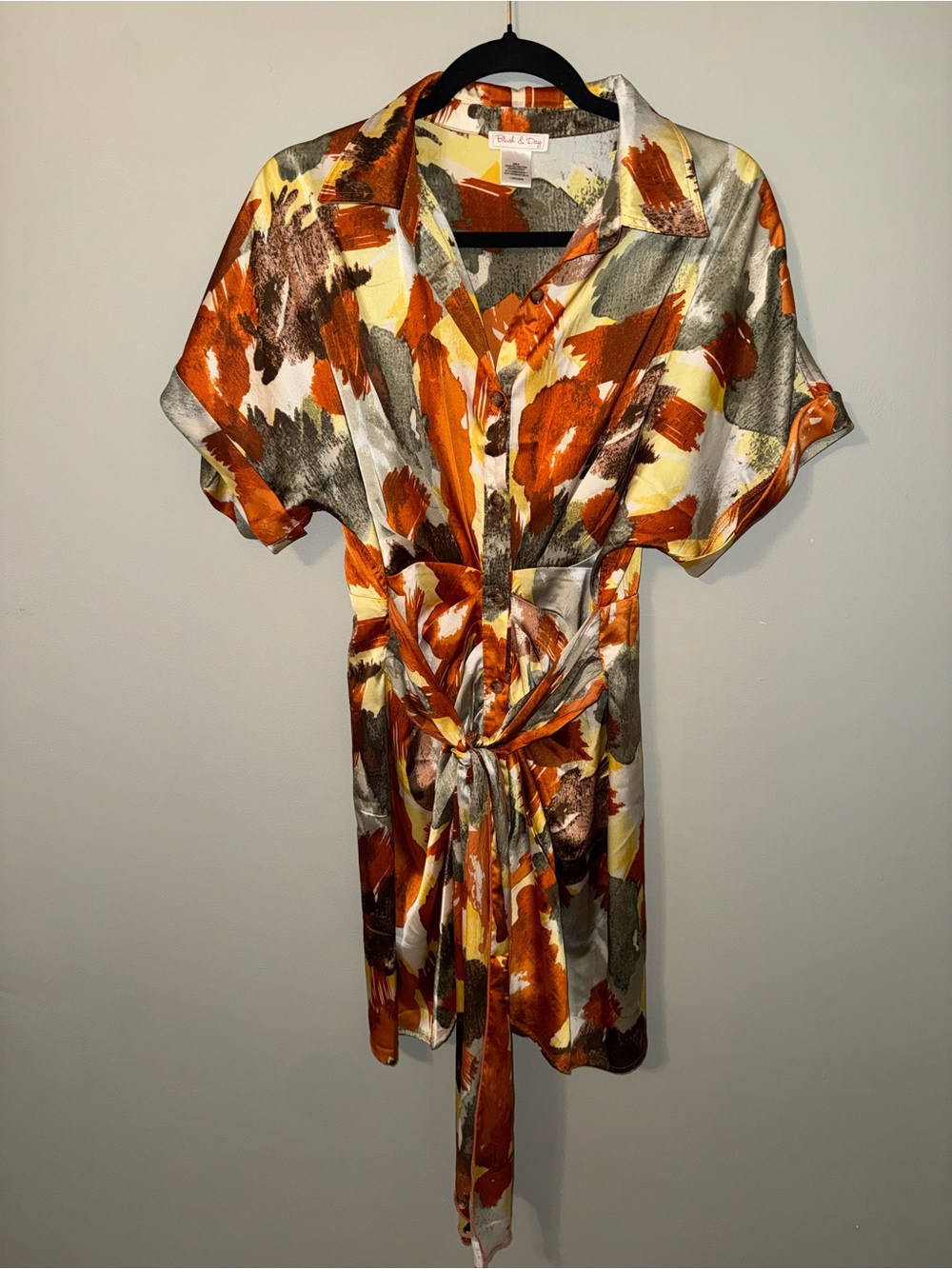 Blush and day silky shirt dress size medium to large
